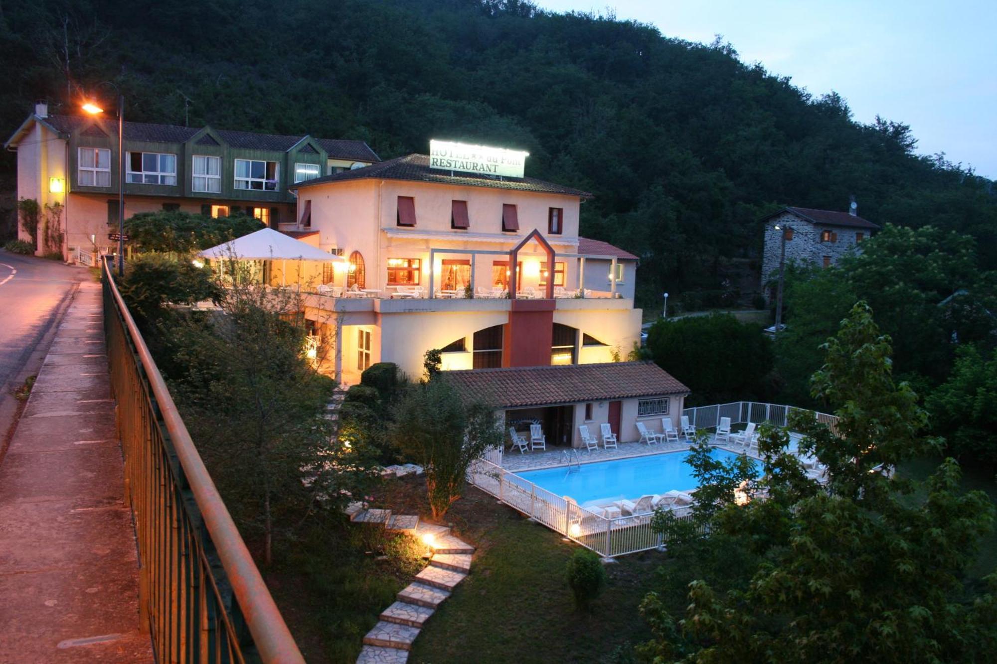 Logis Hotel Restaurant Du Pont Ambialet Kültér fotó