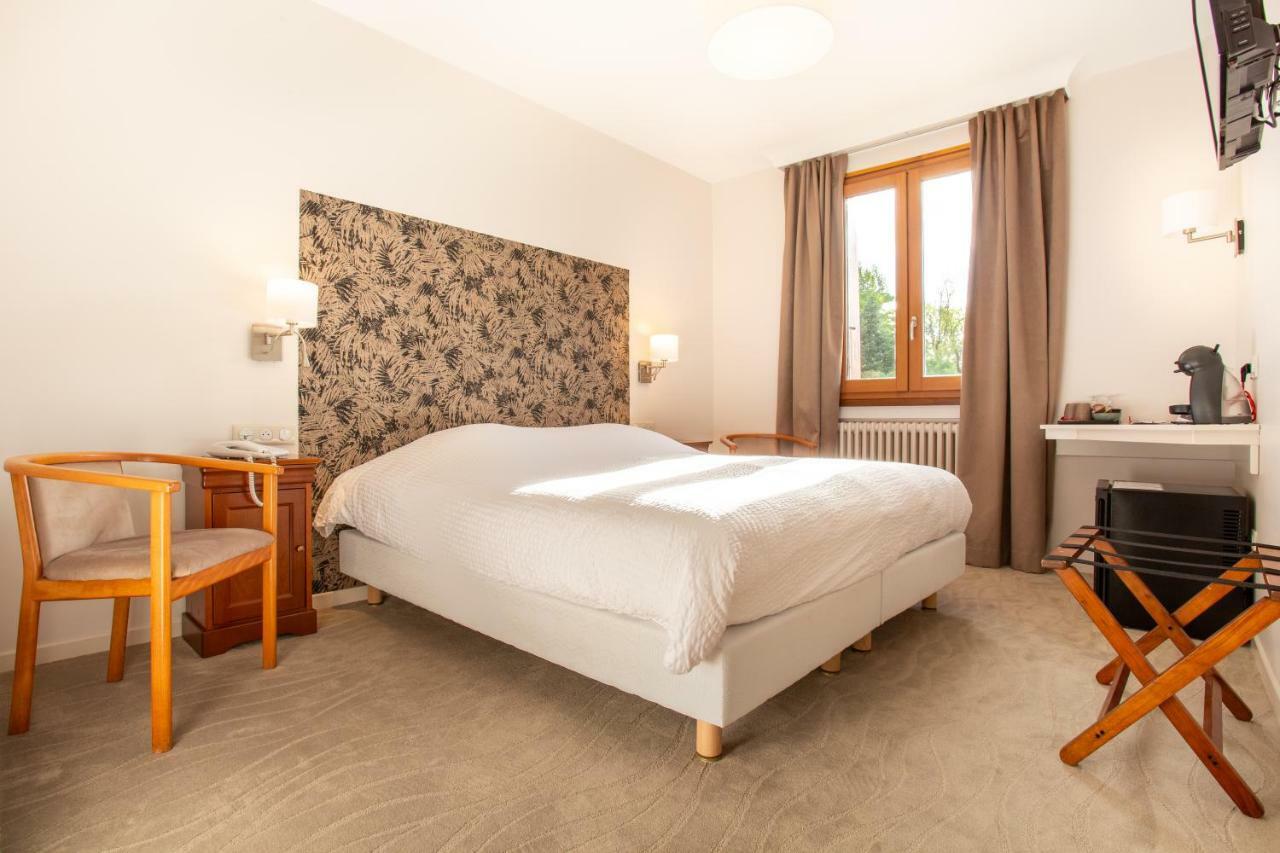 Logis Hotel Restaurant Du Pont Ambialet Kültér fotó